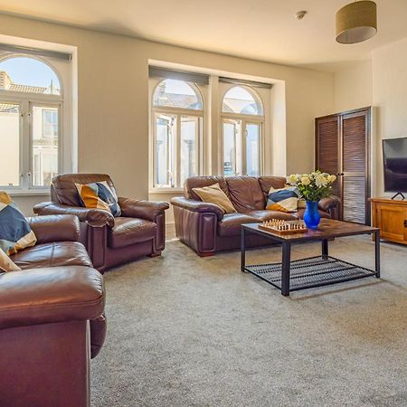 Castleview Coastal Comfort With 2 Parking Spaces Oystermouth Eksteriør bilde