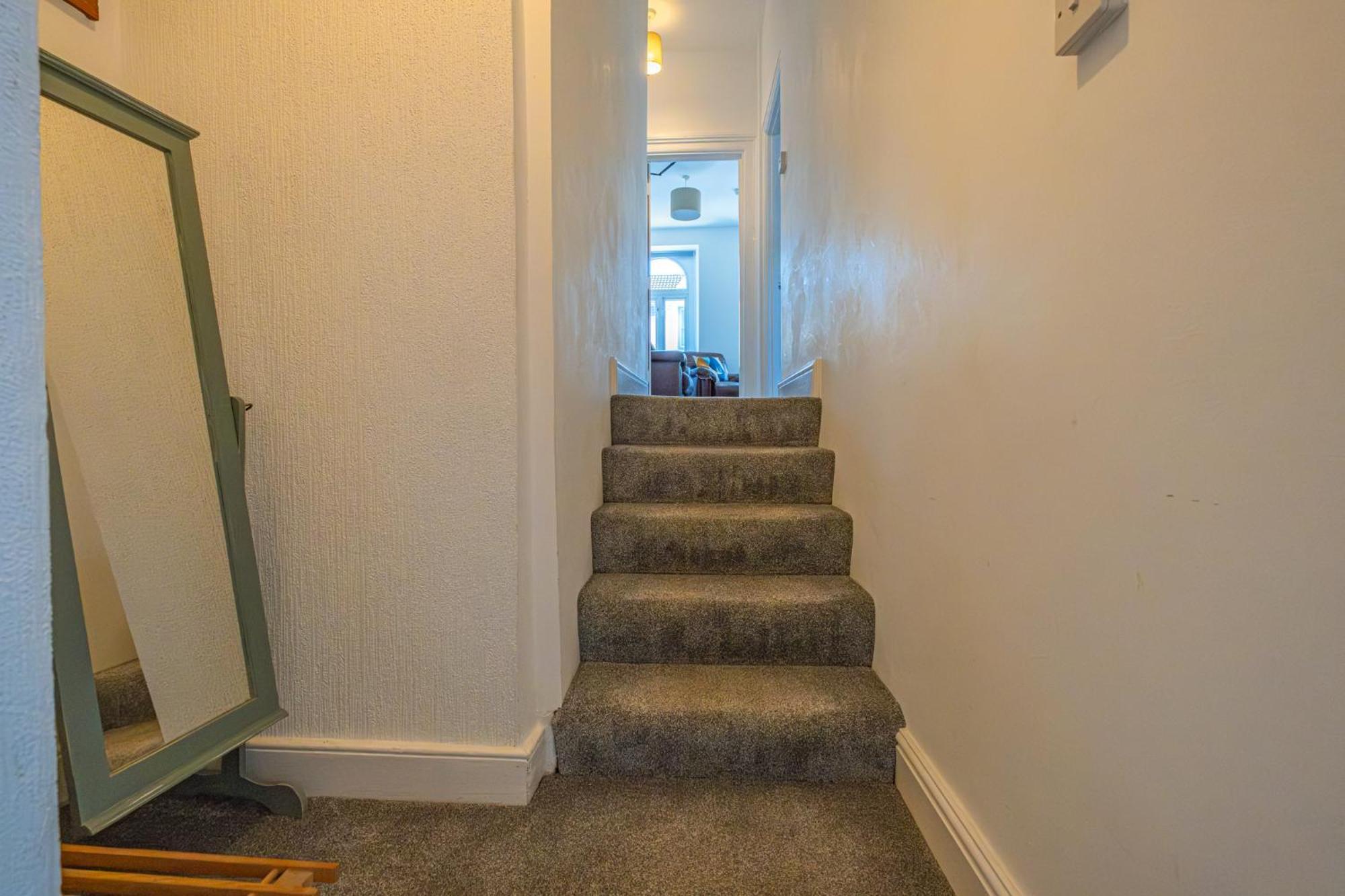 Castleview Coastal Comfort With 2 Parking Spaces Oystermouth Eksteriør bilde