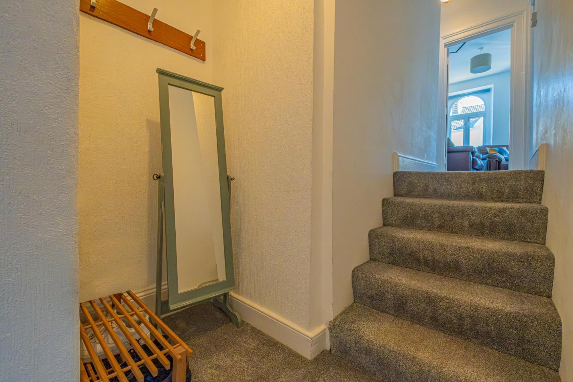 Castleview Coastal Comfort With 2 Parking Spaces Oystermouth Eksteriør bilde